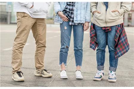 معرفی انواع شلوار زنانه و مردانه برای داشتن استایلی خاص‌